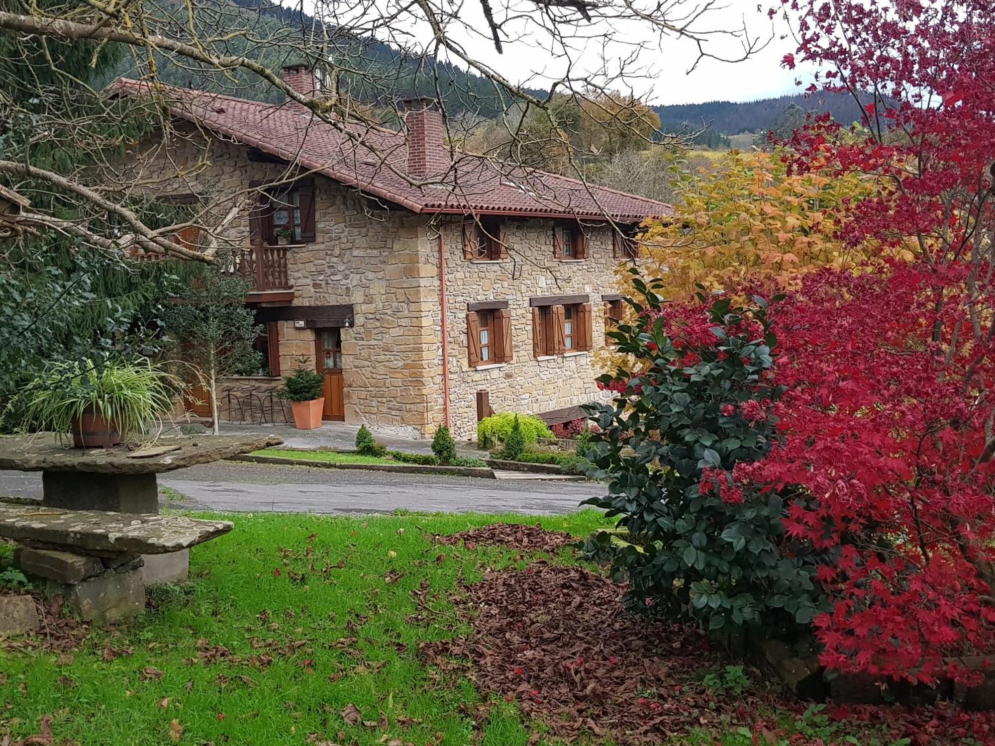 Agroturismo Iberreko Errota Muxika Екстериор снимка
