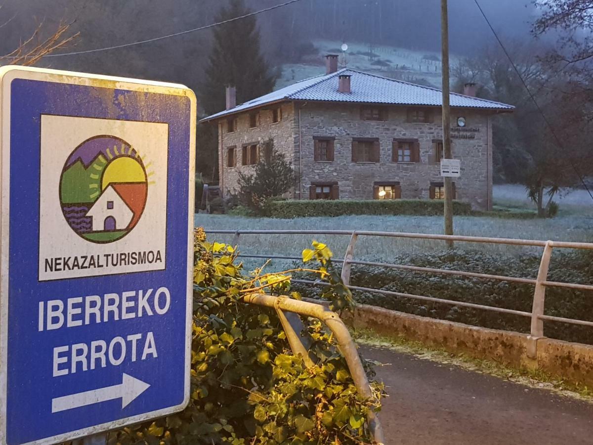 Agroturismo Iberreko Errota Muxika Екстериор снимка